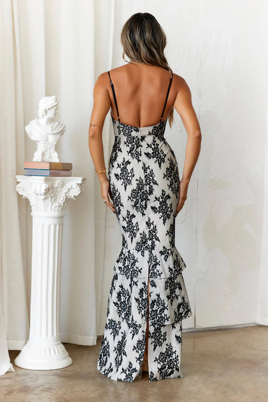 Her Moment Maxi Dress Black